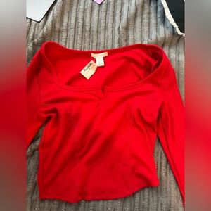 red long sleeve shirt ❤️